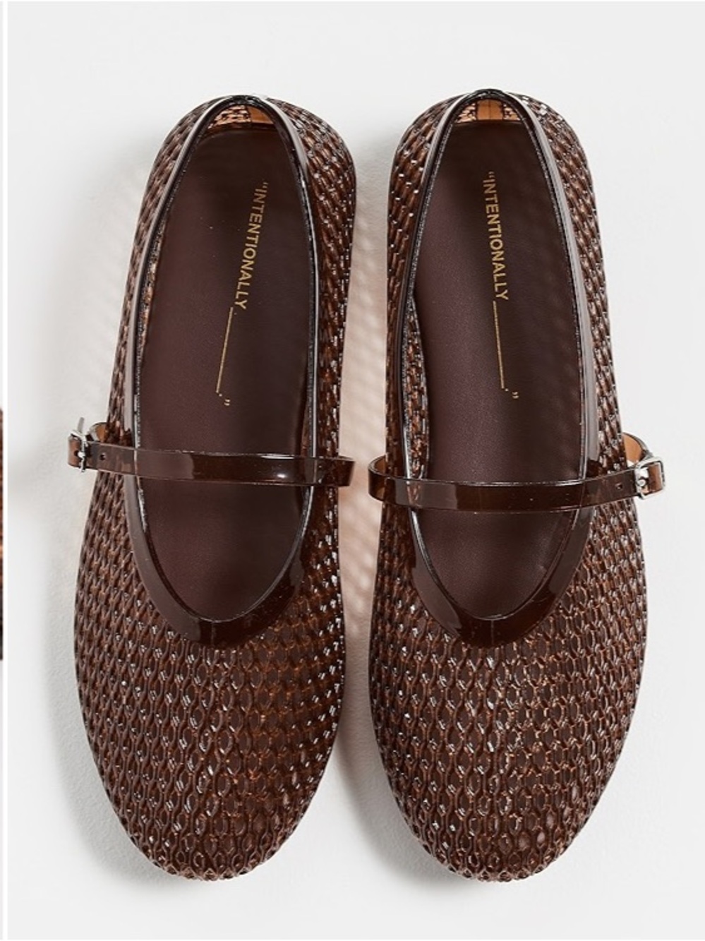 *NWT* Intentionally Blank “Classy” Flats